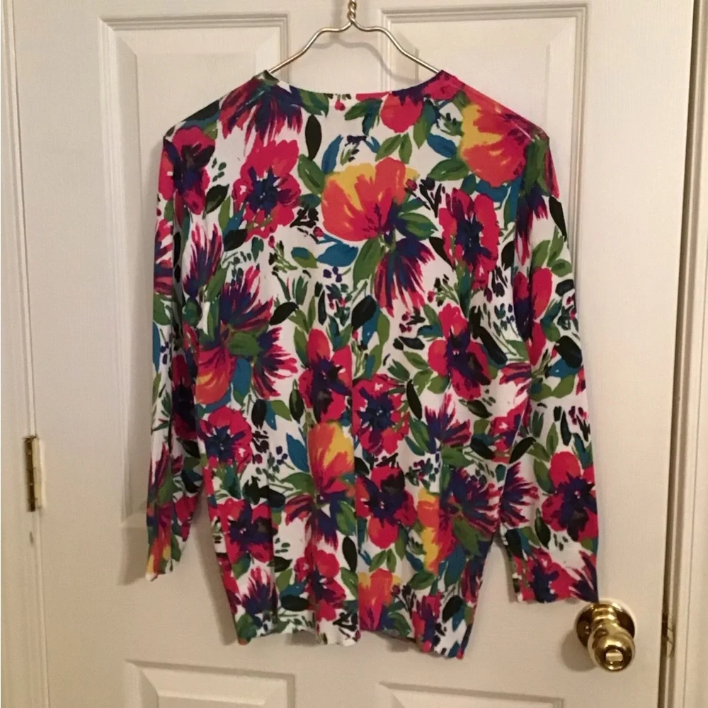 Cable and Gauge Floral Cardigan Sweater - Picture 3 of 3